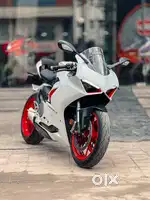 DUCATI PANIGALE V2