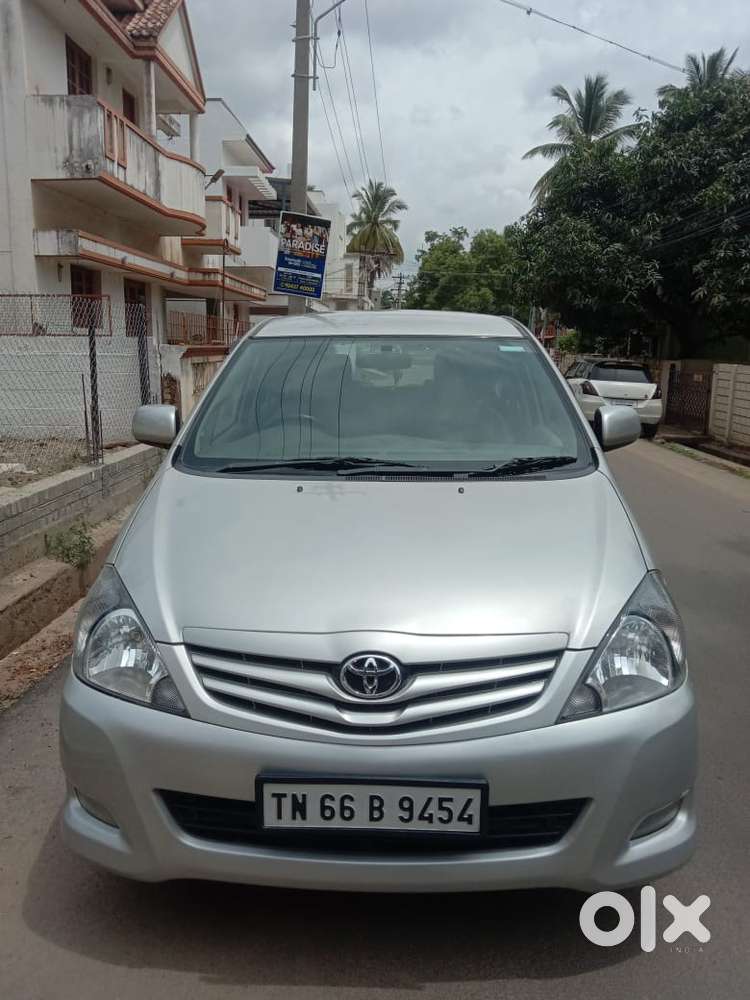 Toyota Innova 2004-2011 2.5 G4 Diesel 7-seater, 2010, Diesel