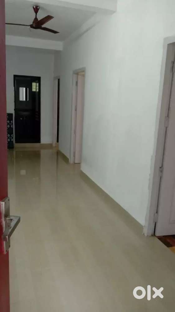 PG for girls with kitchen.Location near  to seaport airport road