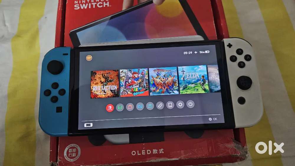Nintendo switch OLED box peiece with 9 games
