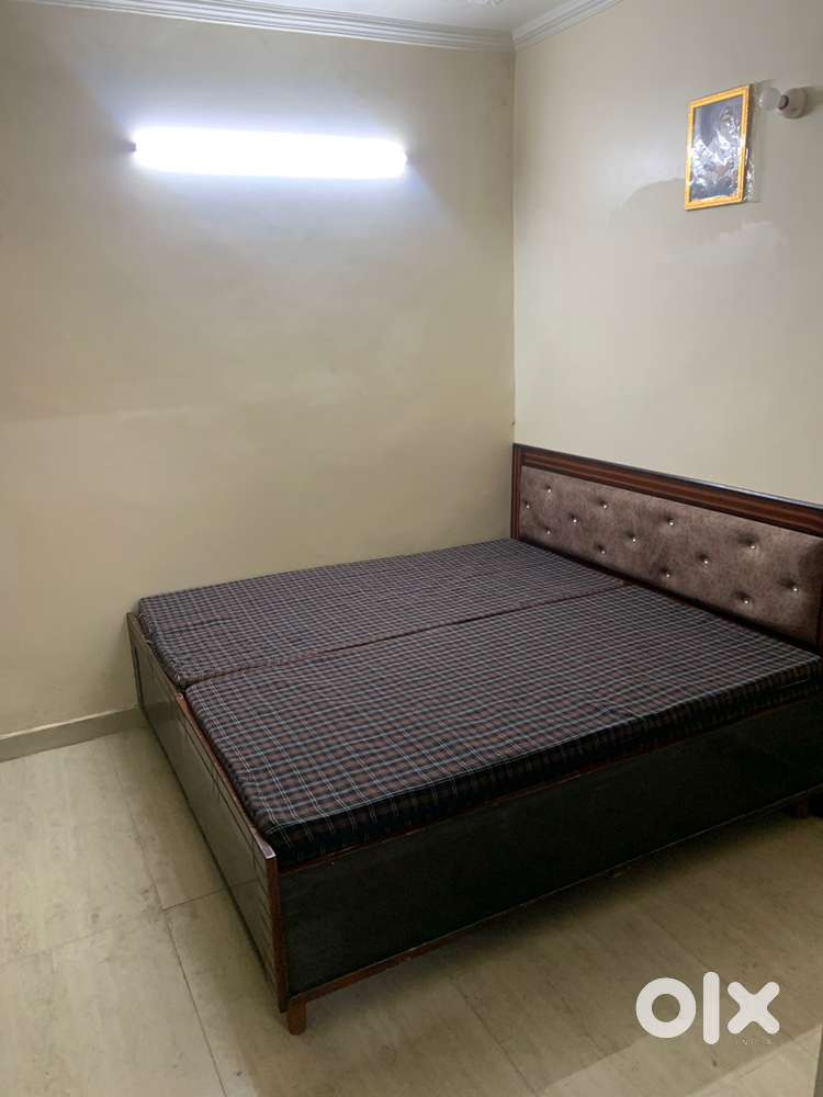 owner free single room set or 1rk or one room set fully furnished
