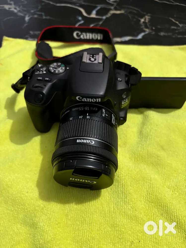 Canon 200D