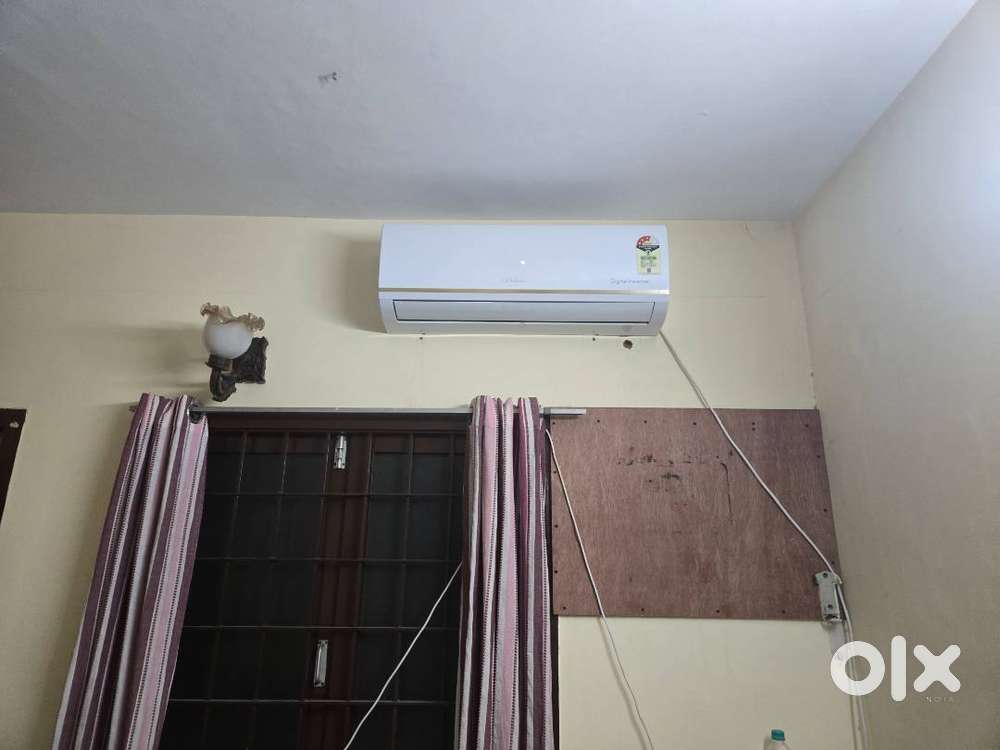 1 tonn 3 star AC for sale
