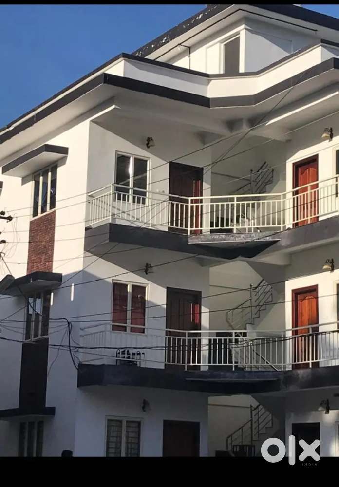 2BHK Apartment for Rent – Edappally Koonamthai, ₹17,000, Bachelors OK