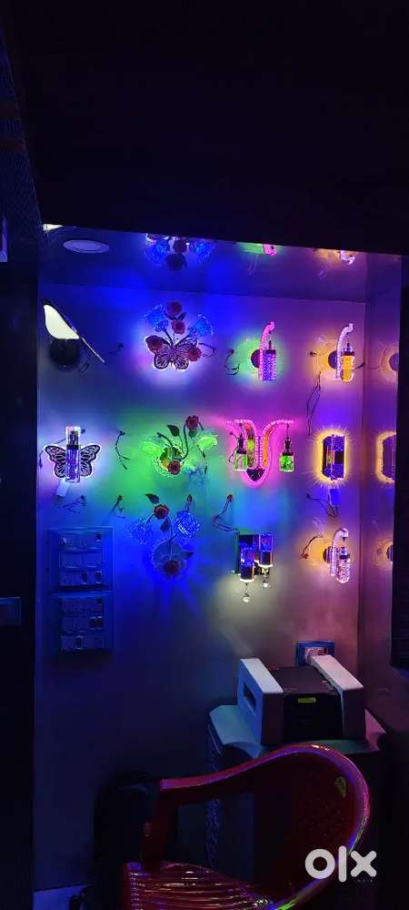 BRACKET LIGHTS  FANCY LIGHTS  CHANDELIER LIGHTS