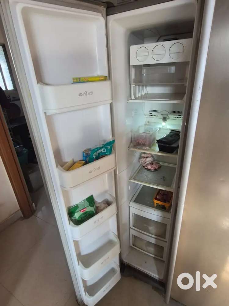 LG DOUBLE DOOR FRIDGE