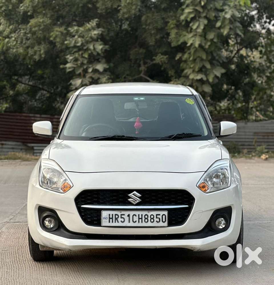 Maruti Suzuki Swift VXi + Manual, 2022, CNG & Hybrids