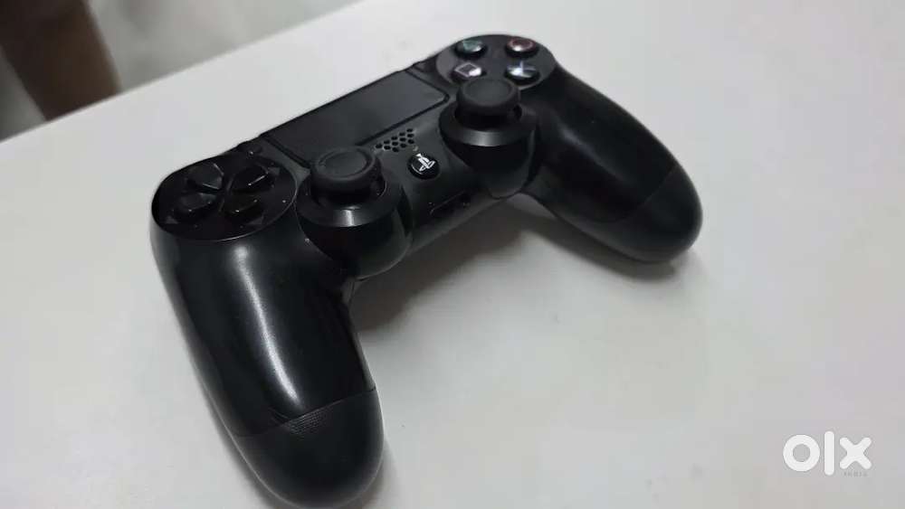 PS4 Controller - Good condition