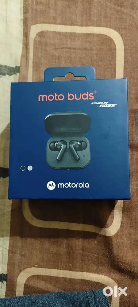 Moto buds plus