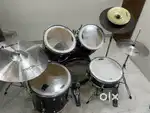 Drum Kit (Mapex Tornado Drum Kit)