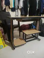 Computer table + chair