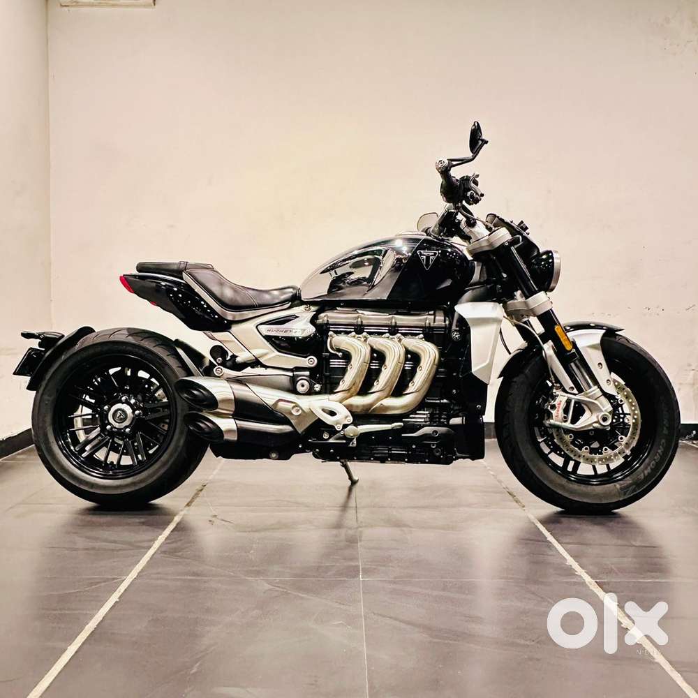 TRIUMPH ROCKET 3R CHROME EDITION