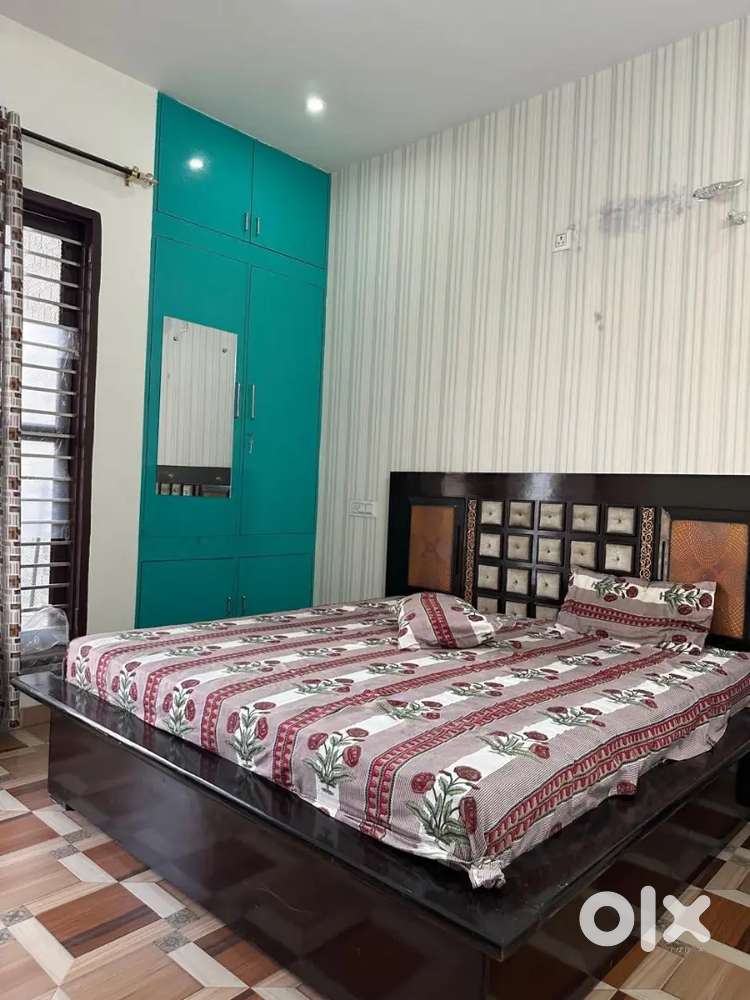 1 room without kitchen on rent for girls only