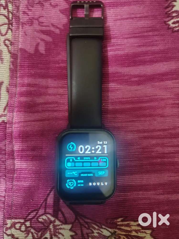 Boult smart watch