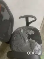 Movable computer chair