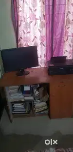 Computer  table
