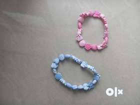 Pair of high quality plastic beeds bracelet[pink and blue]