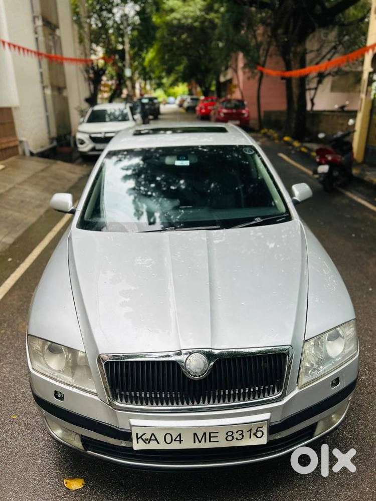 Skoda Laura L and K AT, 2008, Diesel