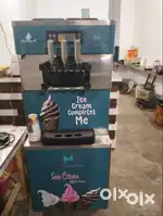Softy Ice Cream Machine (BQL825B)