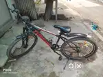 हीरो की फर्स्ट रैंक साइकिल चलने में एकदम मस्त