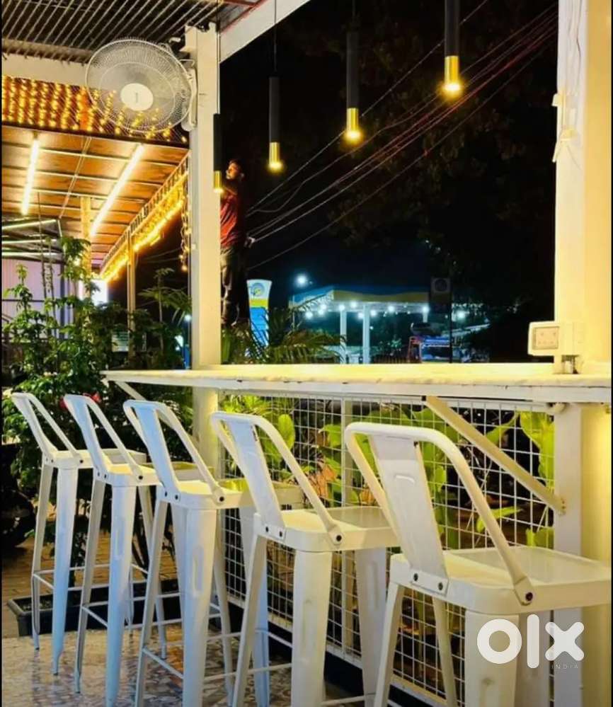 Premium Cafe , Thoppumpadi - Ground Floor - 6L