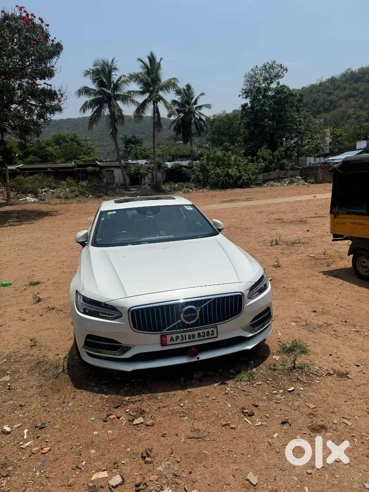Volvo S90D4 Inscription top and vechile good condition
