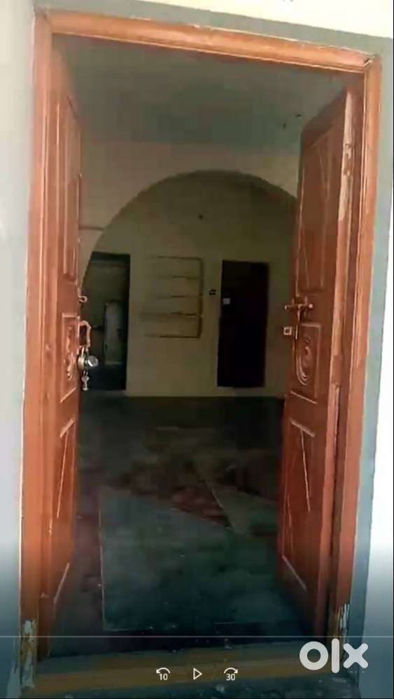 RENT UPPAL METRO STATION 400 MTRES ONE BIG SIZE HALL AND KITHEN BATROM