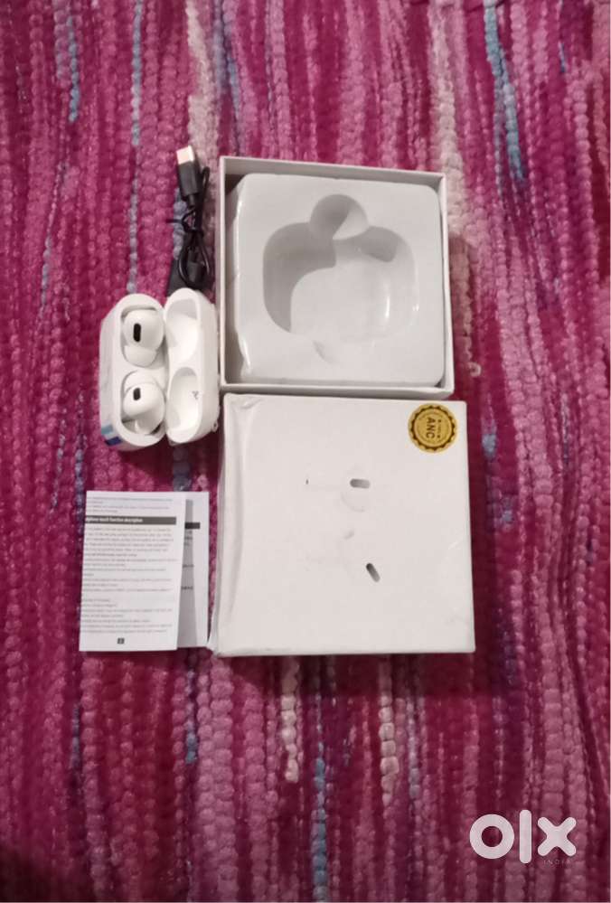 Headphone please bro