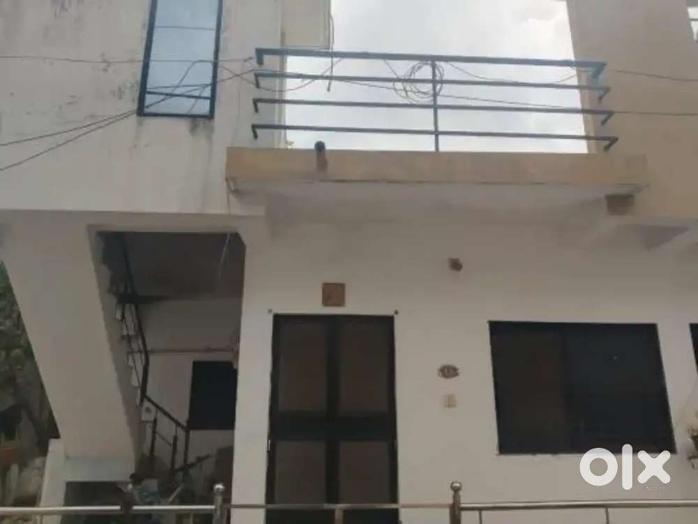 Need a Roomate Bachelor