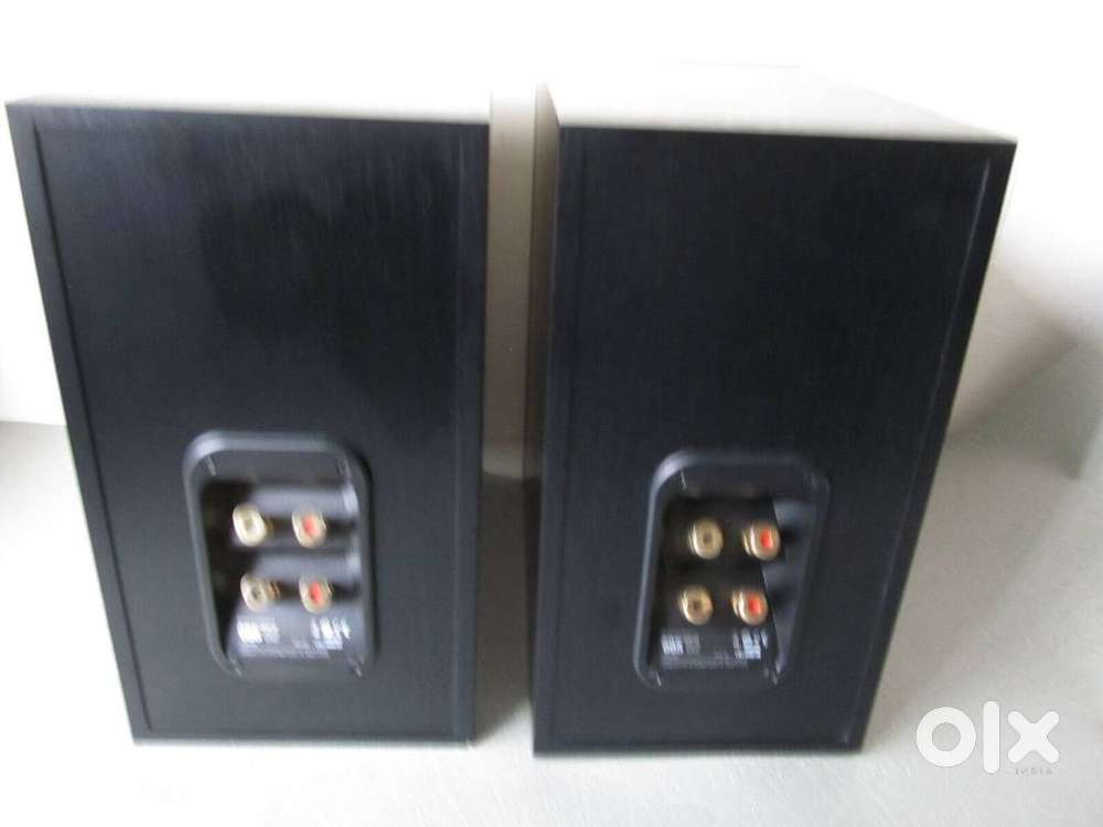B&W 685 S2 Lightly Used