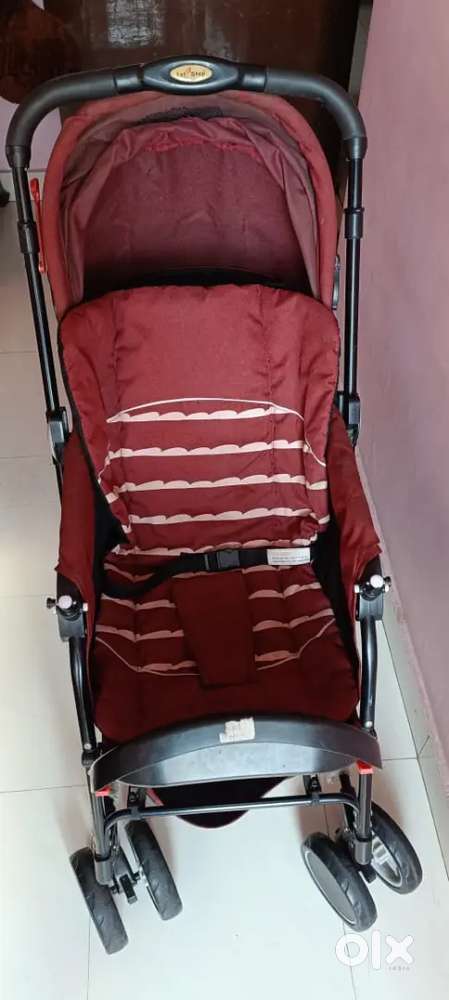 Baby Stroller lightweight Compact with bag wheels breaks