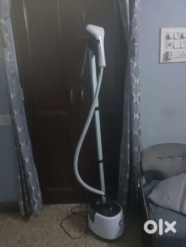 Steam press good condition working 3 months old