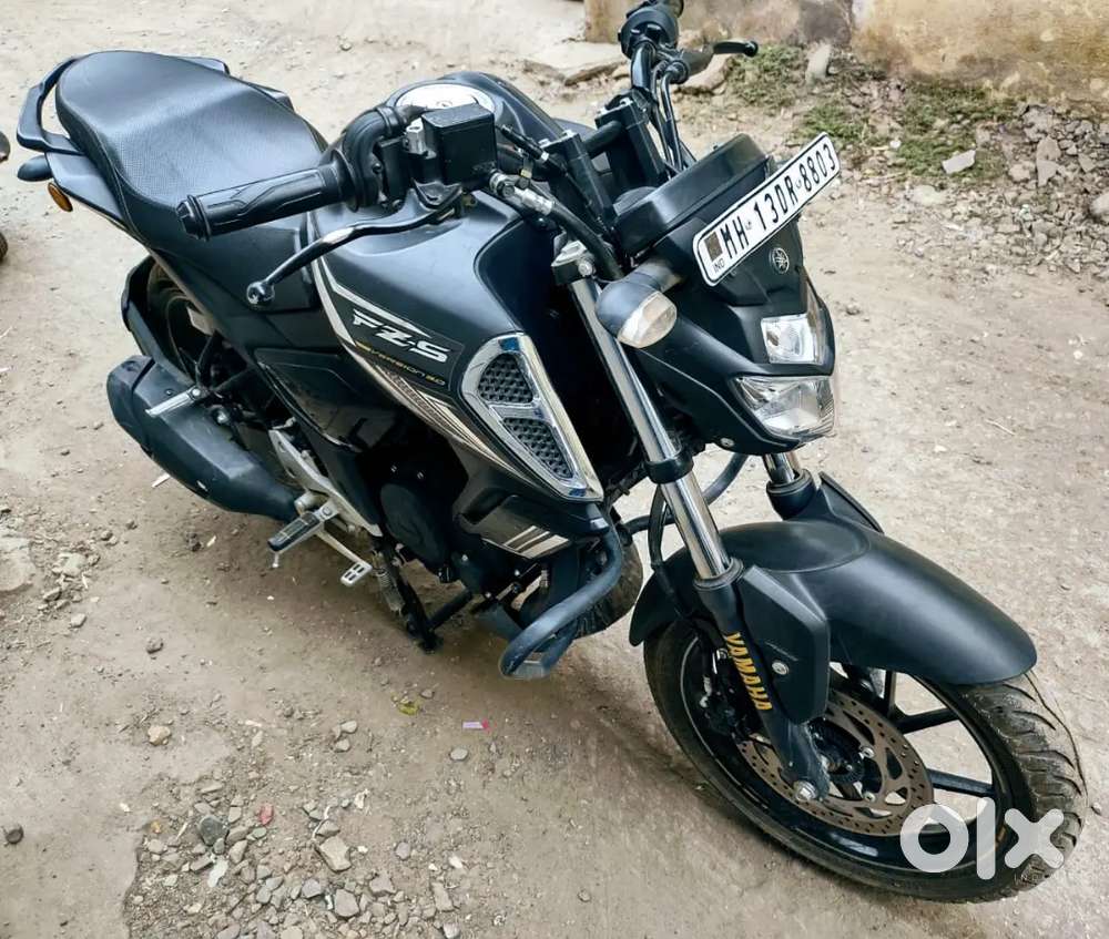 FZS-V3 black golden Bluetooth special edition