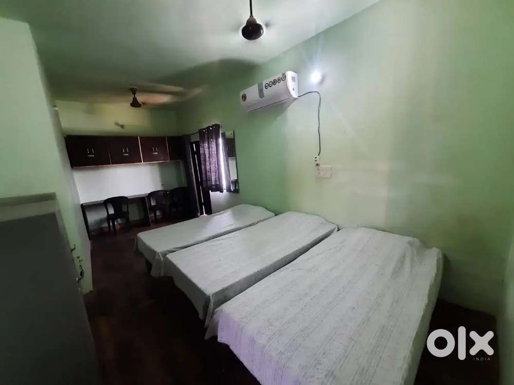 Furnished 1 Room Set,AC,wifi,Inverter,Parking Secured society