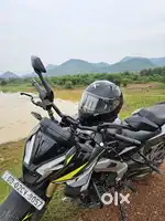 Pulsar ns400z