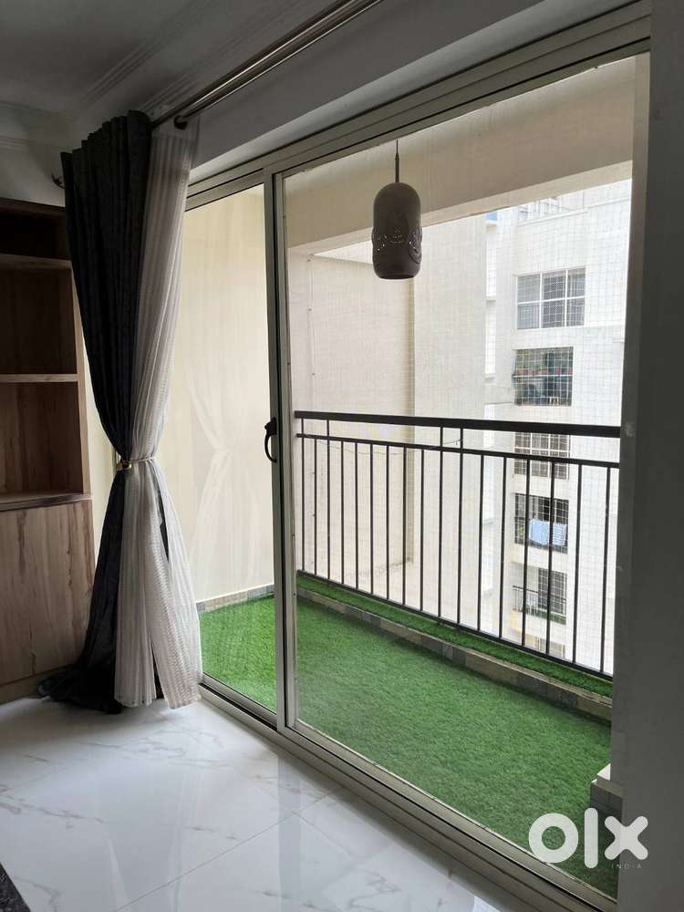 4 year old 3BHK luxury flat for sale