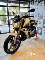 BMW G310 R