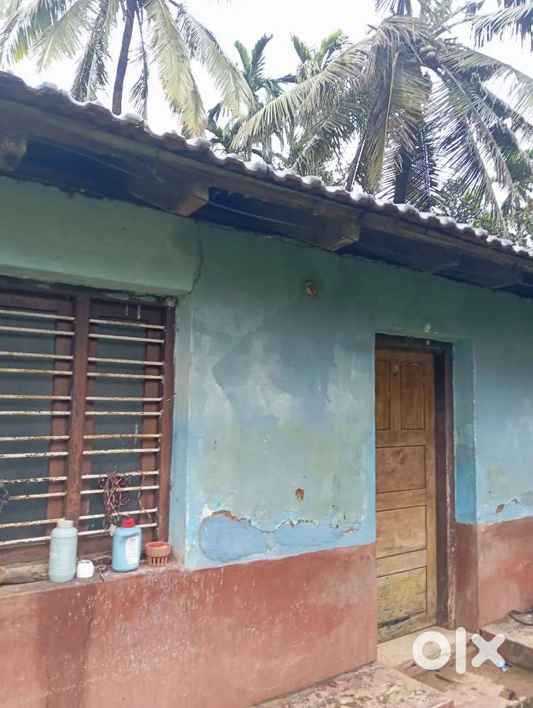 ನಮ್ಮ ಹಳೆಯ ಮನೆಯ ಸಾಮಗ್ರಿಗಳು ಮಾರಾಟಕ್ಕೆ ಲಭ್ಯವಿವೆ
