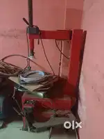 Tyre changer