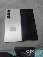 Samsung fold 6 3 month old  with bill box and wireless charger