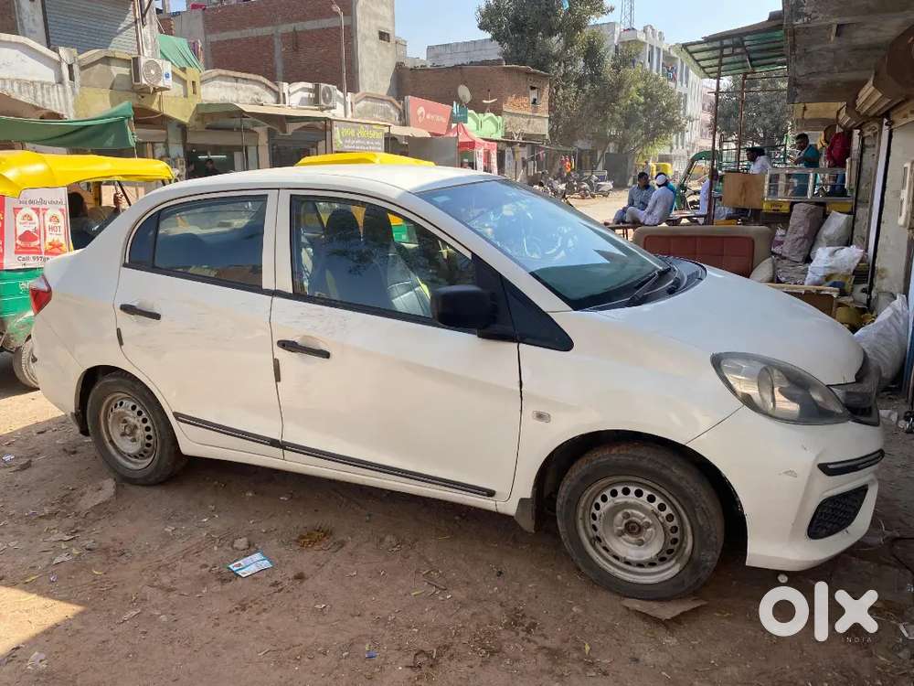 Honda Amaze 2017 CNG & Hybrids Well Maintained