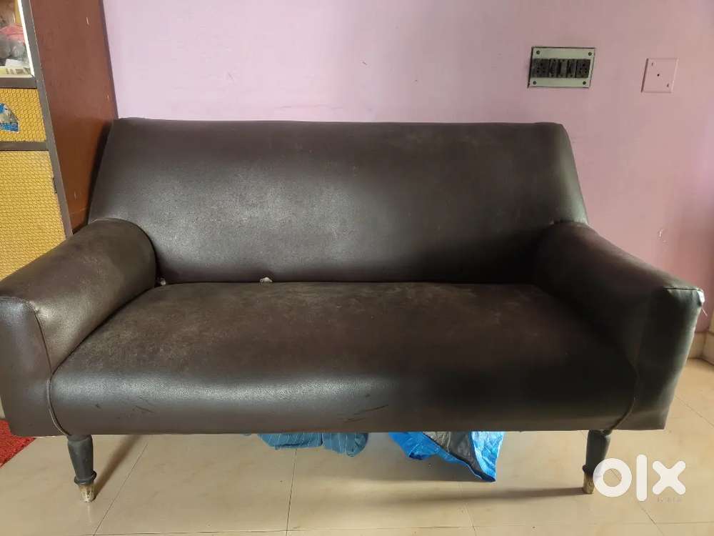 3 seater Sofa 2599/-