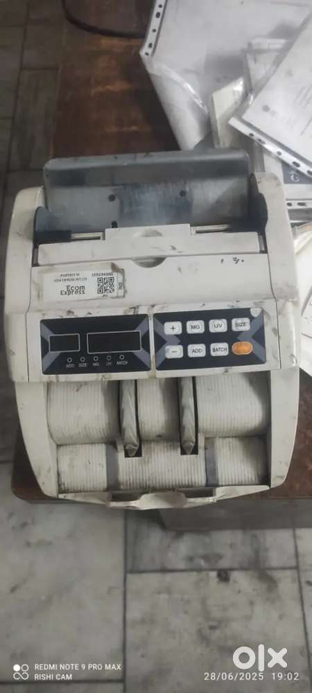 Cash counting machine