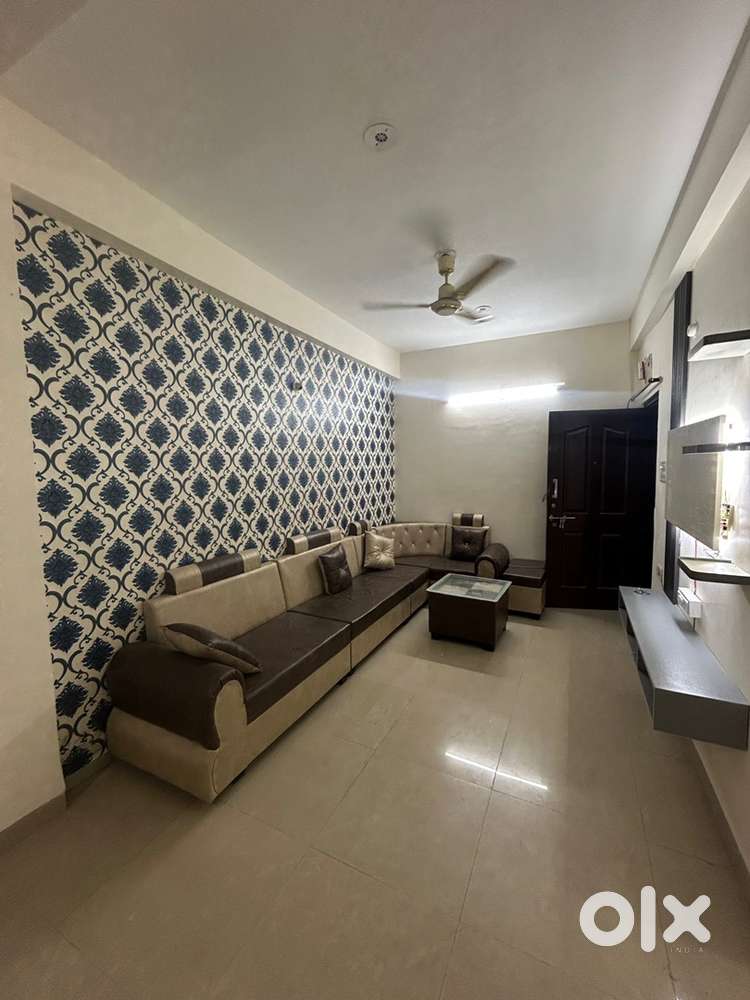 Furnished 1BHk FLAT WITH ALL AMENITIES AT MAIN SILICON CITY