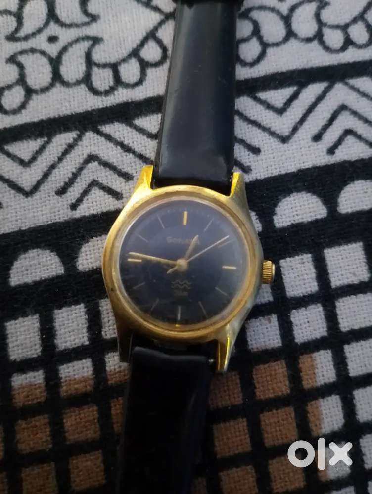 (20) years old Sonata antique women watch