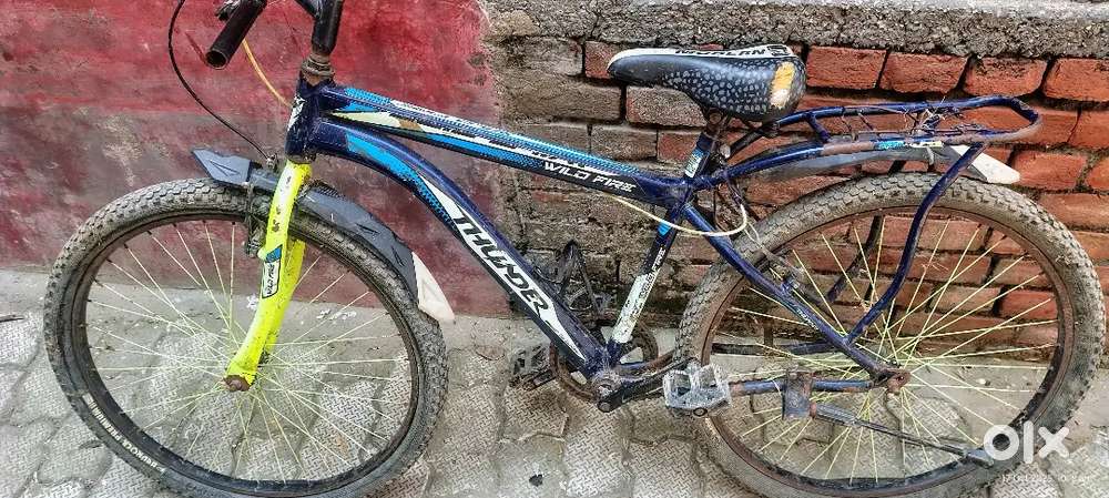 One tyre damage and one brake damage