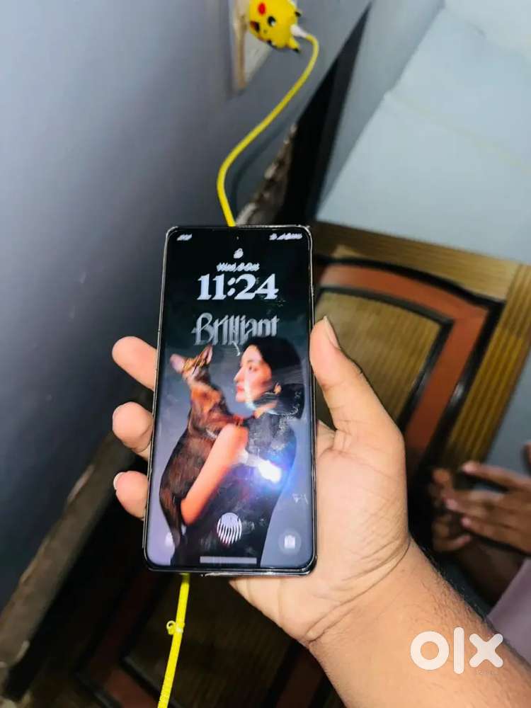 I want my oneplus 11r 8/128 all accessories