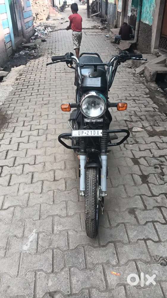 All pepar complete and good condition