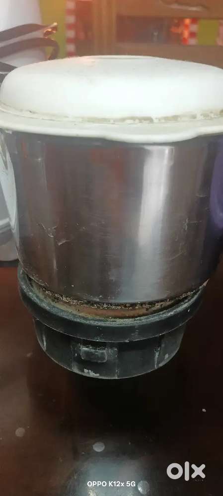 Mixture grinder