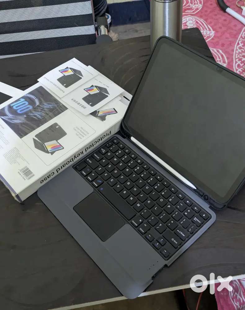 iPad 10th generation Magic Keyboard with Cover